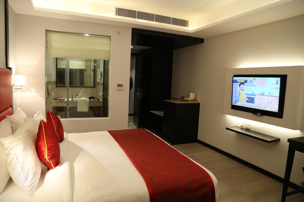 Ramada Encore Jalandhar Exterior photo
